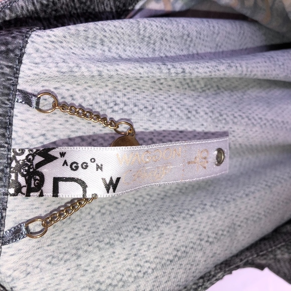 WAGGON Paris button top/very unique! - Picture 3 of 8